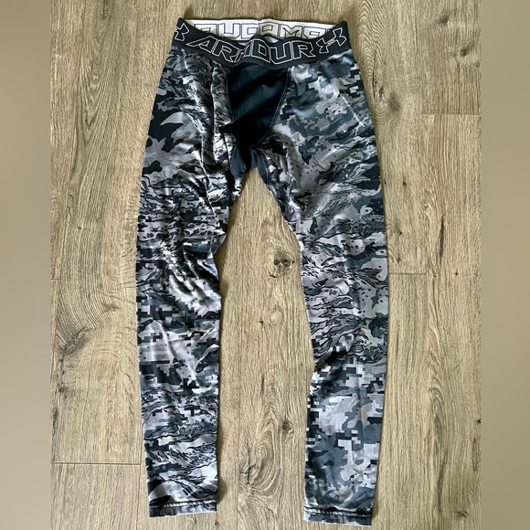 Under Armour ColdGear Compression Leggings Gray Camo Print Men’s L EUC - Picture 1 of 4